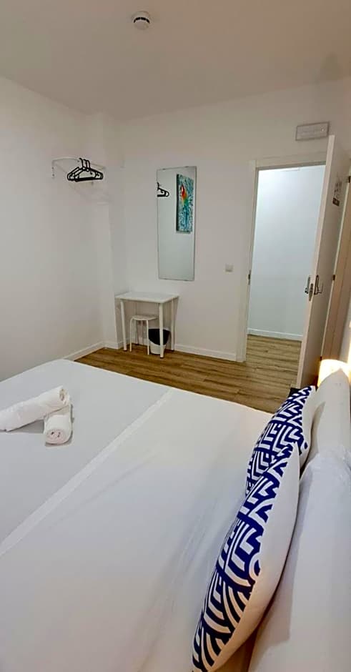 AYZ Joaquín Pol - Auto check-in property