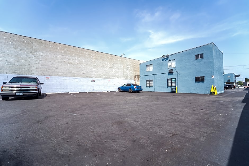 Rodeway Inn & Suites North Hollywood Burbank Airport - Universal Area