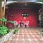 Las Mariposas Eco-Hotel & Studios