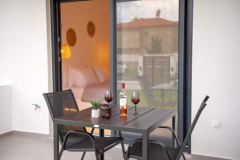 Alios Gaia - Seaside Apartments