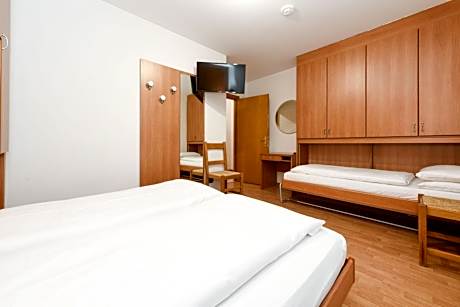 Budget One-Bedroom Apartment