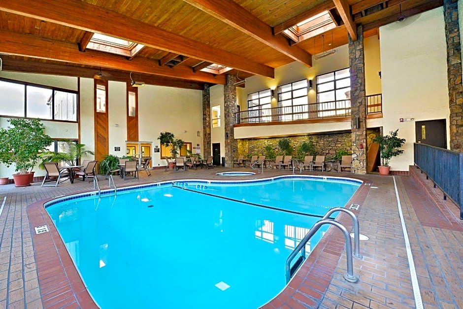 Best Western Center Pointe Inn