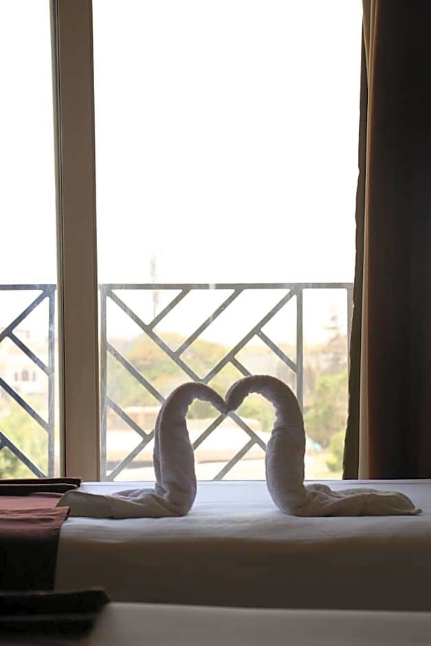 Pyramids Valley Boutique Hotel