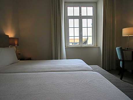 Double Room with Sanctuary View