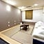 Wild Cherry Blossom HOSTEL,TOKYO KOGANEI