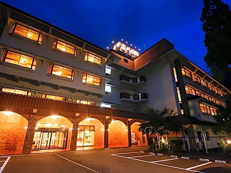 Yamanaka Onsen Hanatsubaki                                                 