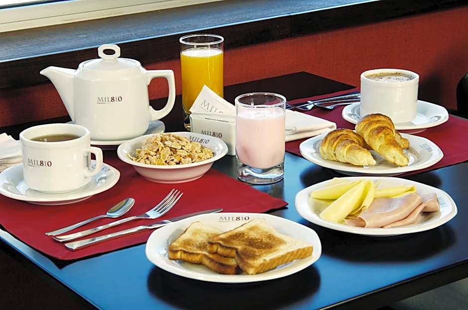 MIL810 Ushuaia Hotel