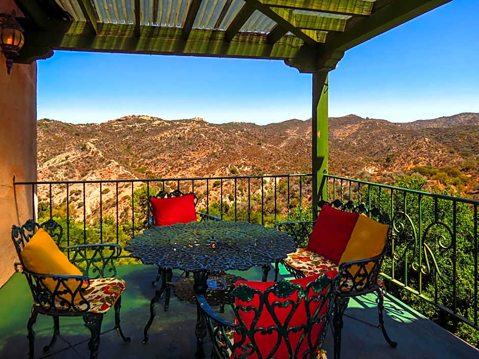 Topanga Canyon Inn Bed and Breakfast