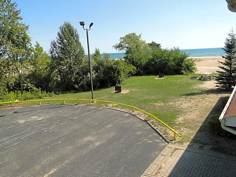 Oscoda Lakeside Hotel