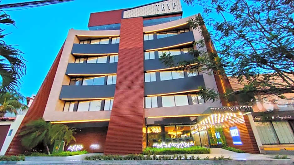 TRYP by Wyndham Santa Cruz