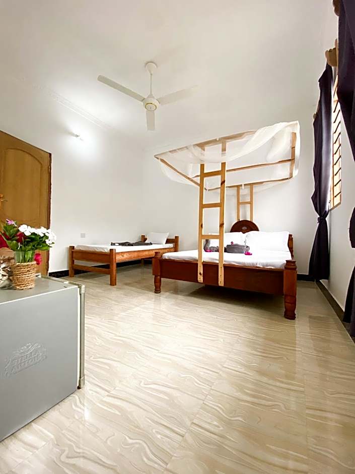 Lighthouse Guesthouse