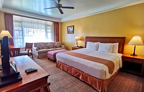 1-Bedroom Forest View Suite