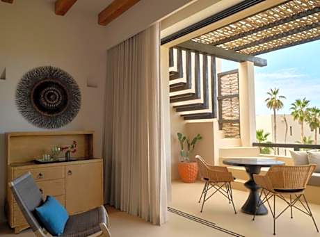 Premium King Room with Panoramic Ocean View and Rooftop Deck