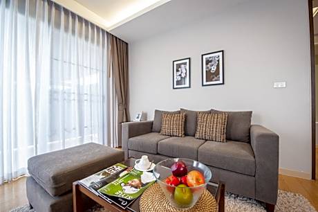 One Bedroom Suite (King Bed)
