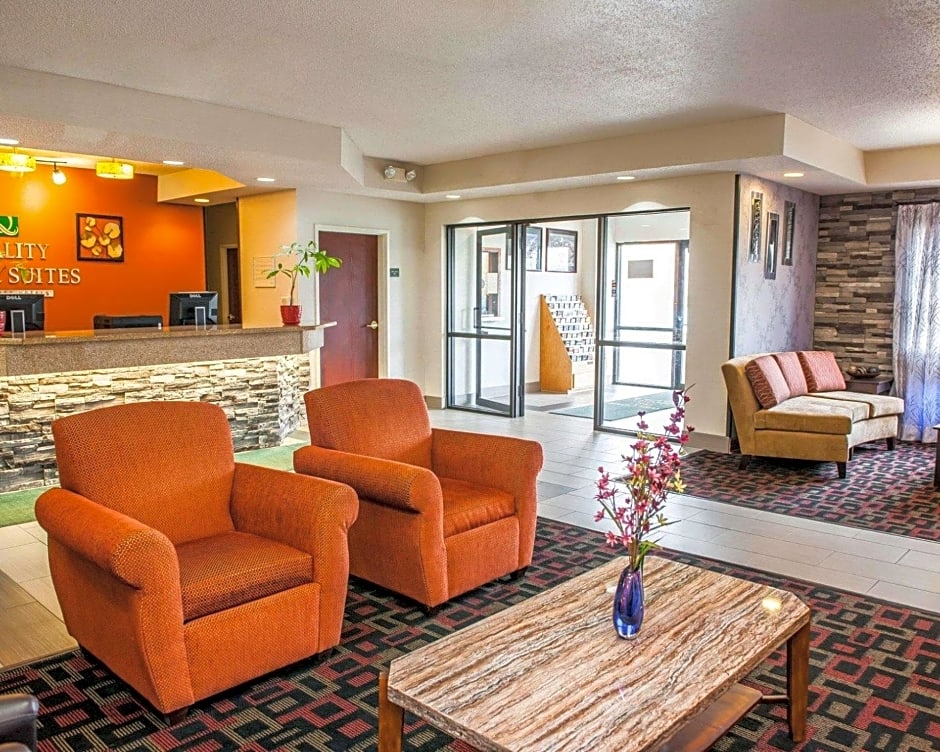 Quality Inn & Suites South Bend Airport