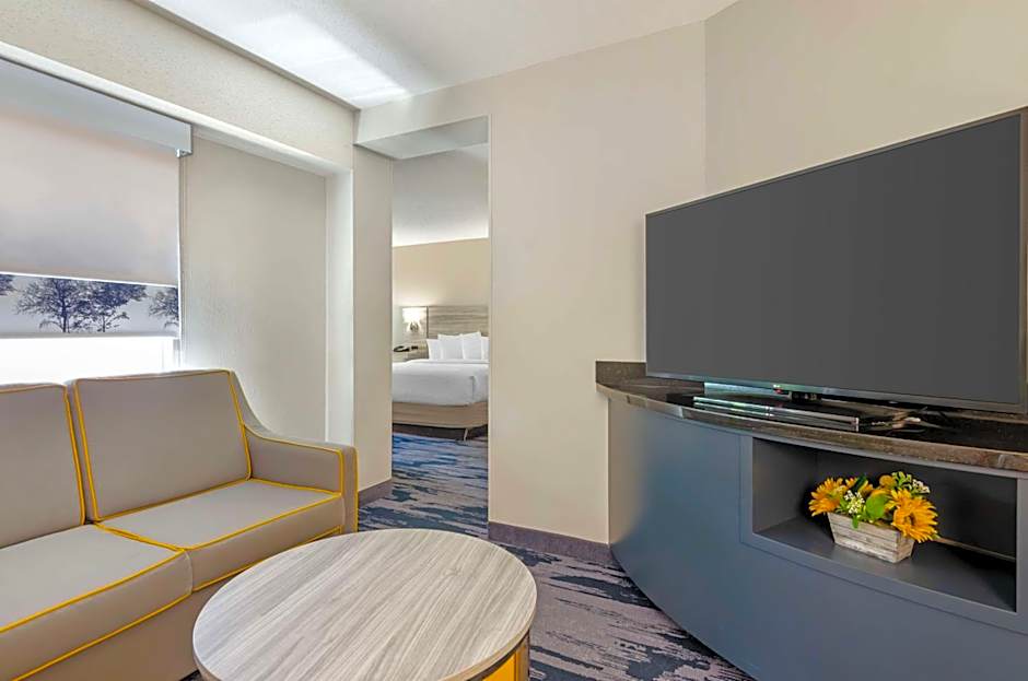 Best Western Plus Beckley Inn