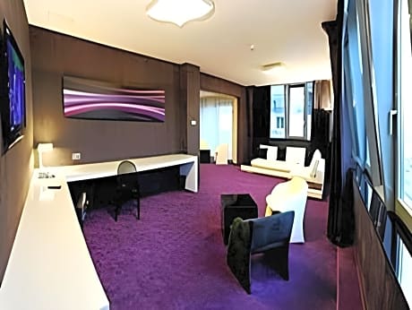 Luxury Penthouse Suite