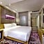 Lavande Hotel Luzhou Jiale Century City