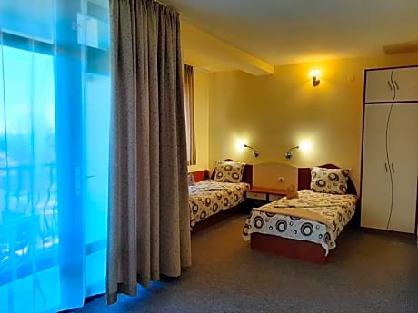 Family Studio - Free Parking