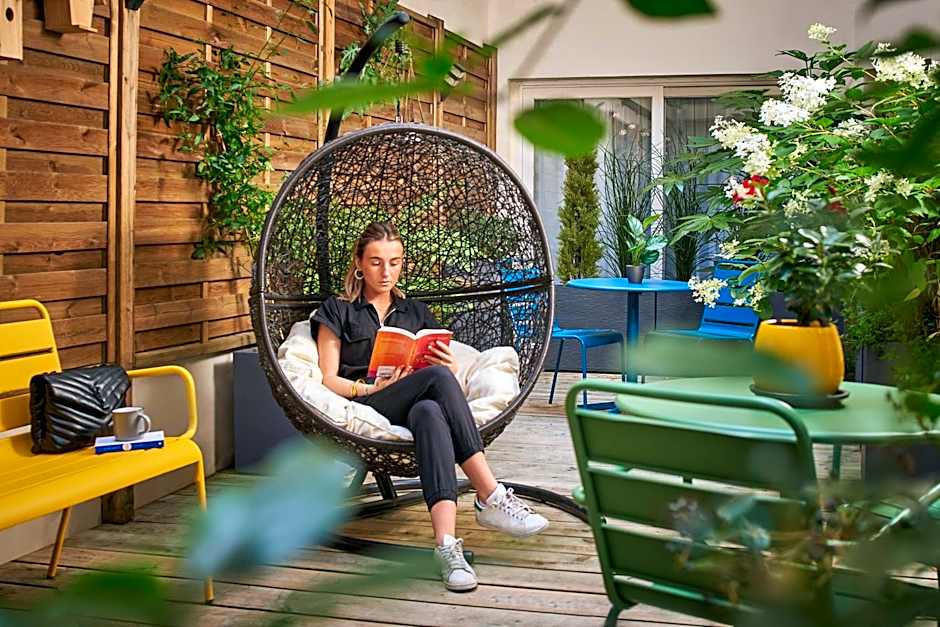 Hotel Magenta 38 by Happyculture