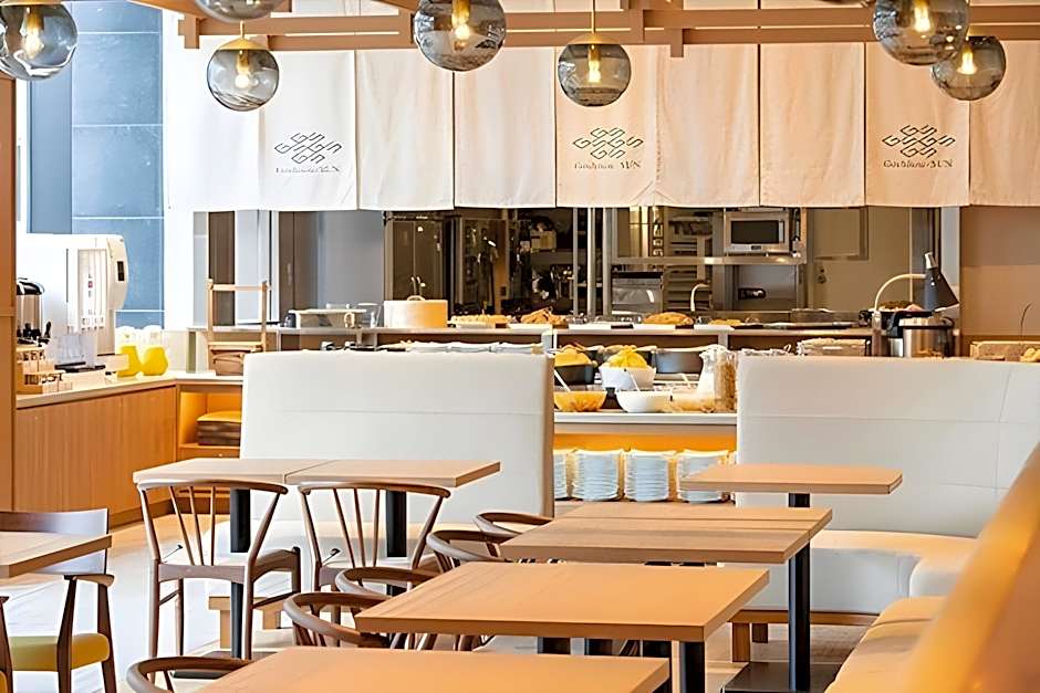 Karaksa Hotel Grande Shin-Osaka Tower