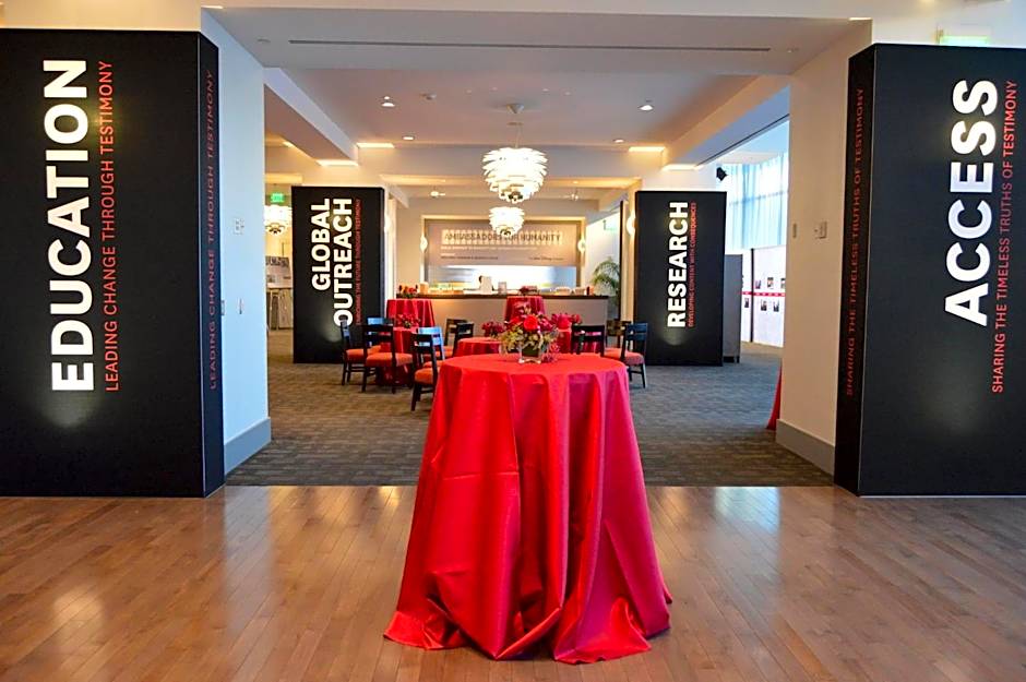 Loews Hollywood Hotel