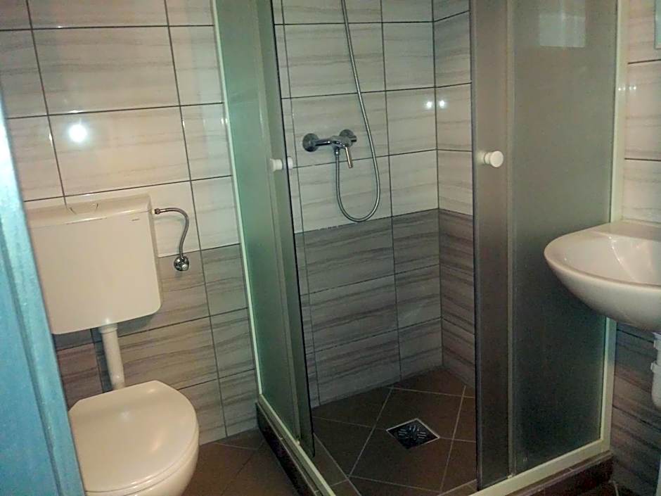 M0 Lakihegy Horgony u 10