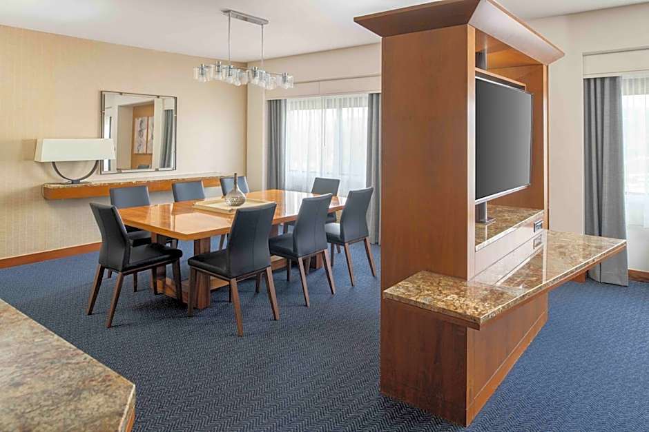 DoubleTree By Hilton Hotel San Francisco Airport