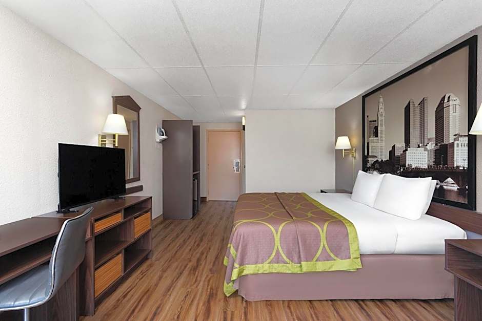 Super 8 by Wyndham Columbus