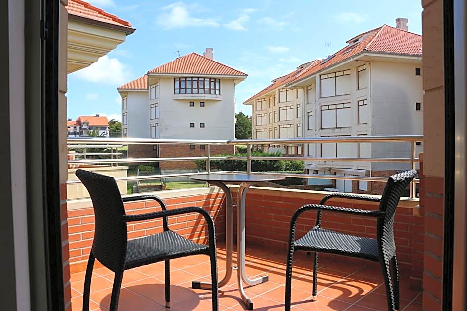 Hotel Marítimo Ris con garaje