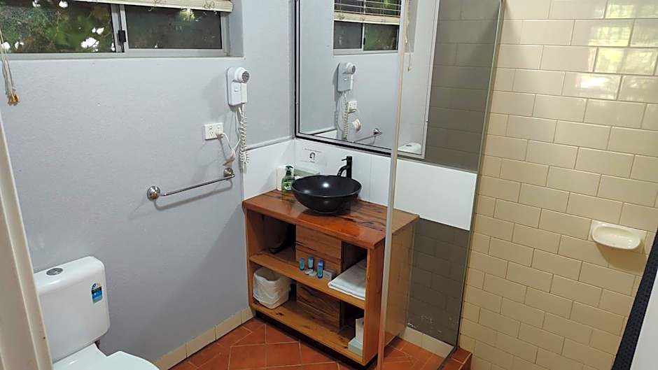 Adamsons Riverside Accommodation