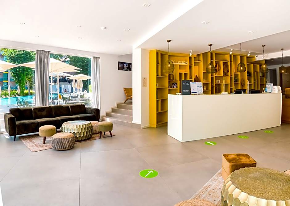ibis Styles Golden Sands Roomer Hotel