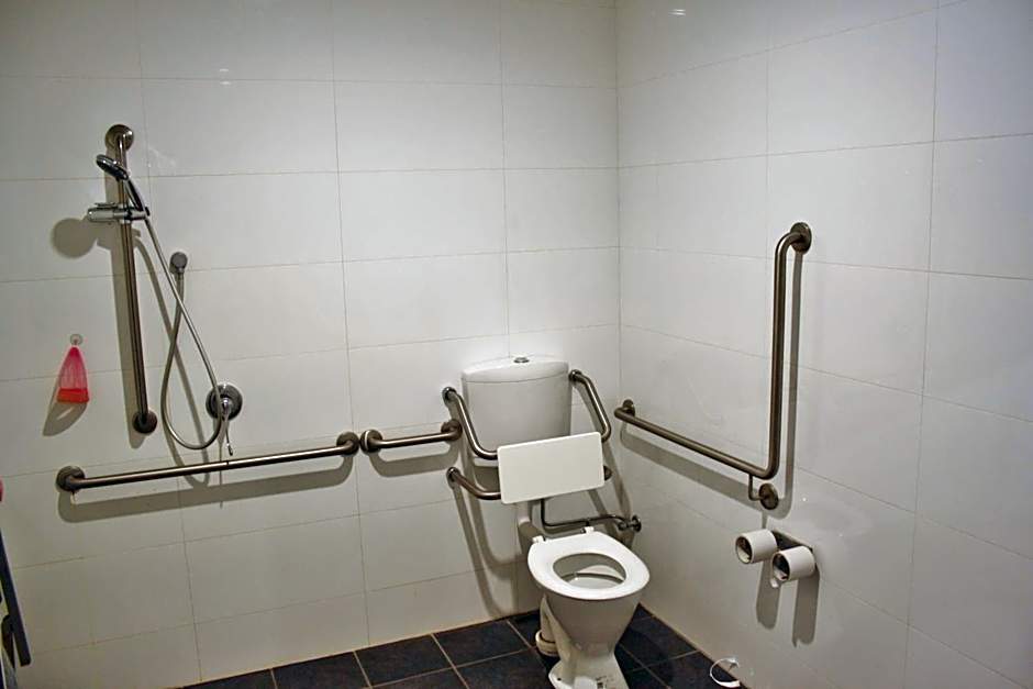 Quokka Backpackers Hostel Perth - note - Valid passport required to check in