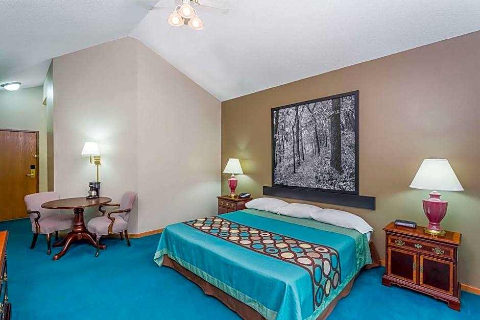 Super 8 by Wyndham Platteville