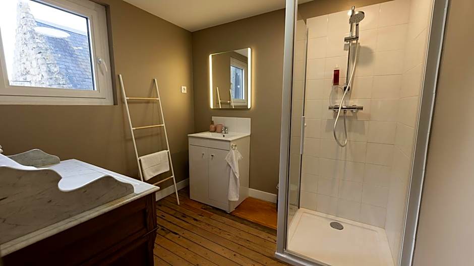 Chambres au coeur du quartier historique - Maison Alternativi