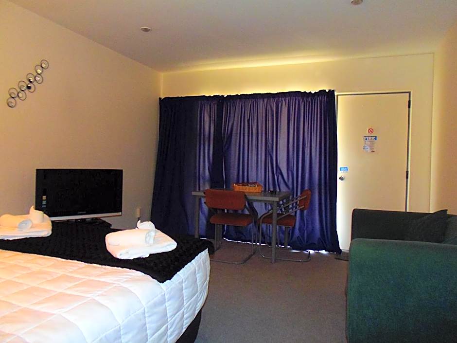 Kapiti Lindale Motel and Conference Centre