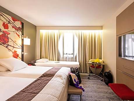 Classic Room with Double Bed and Single Sofa Bed