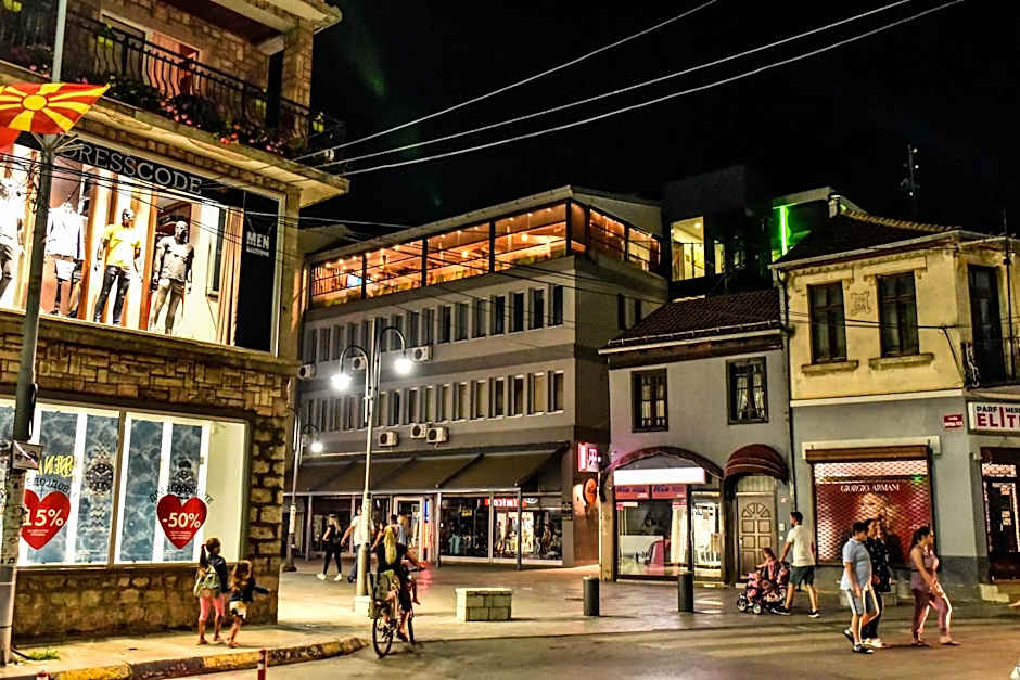 Hotel Bograd - Apartments & Lounge Station