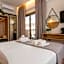 Lunar Hotel Modern Boutique
