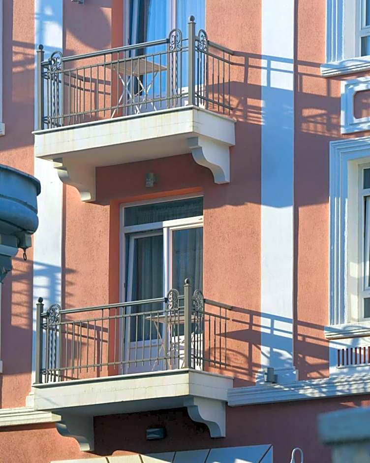 Melina Hotel - Central