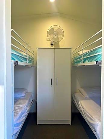 2 Bedroom Deluxe Cabin – Pet Friendly