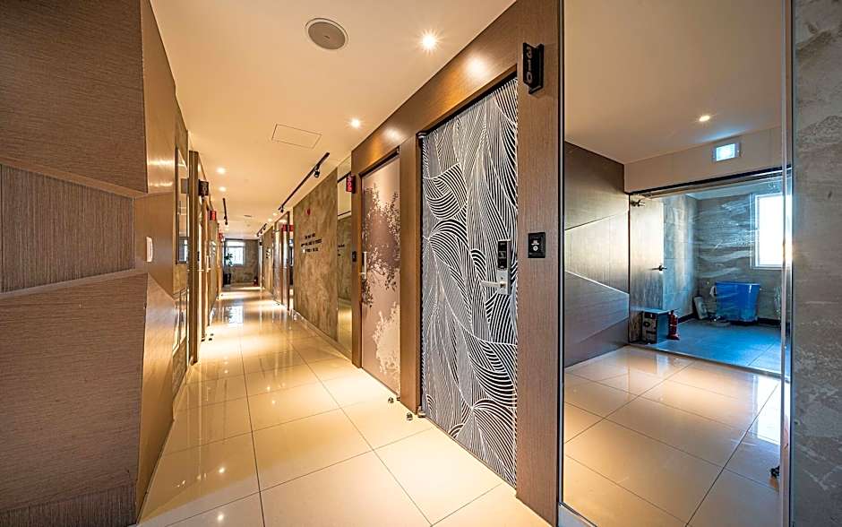 Jeju Lux Hotel