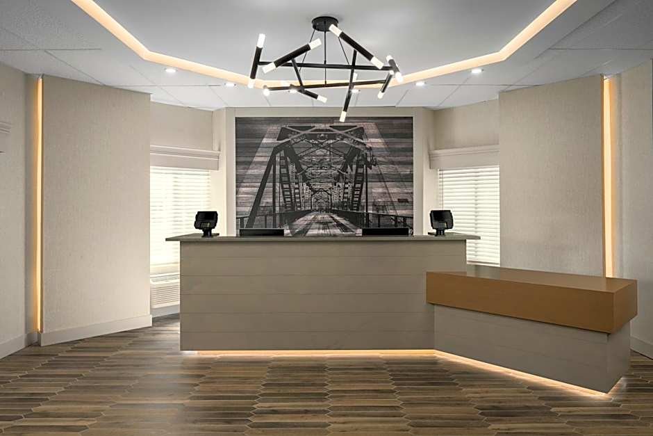 DoubleTree By Hilton North Salem