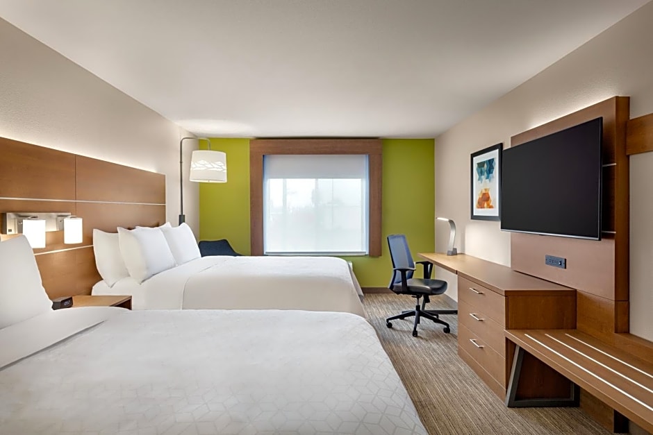 Holiday Inn Express Hotel & Suites Merced