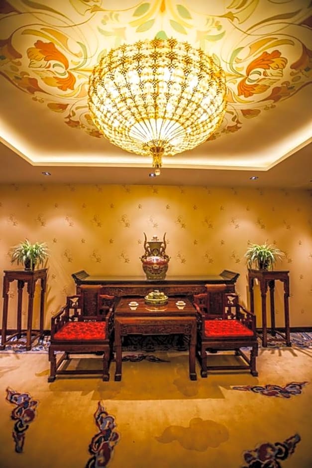 Imperial Palace Hotel