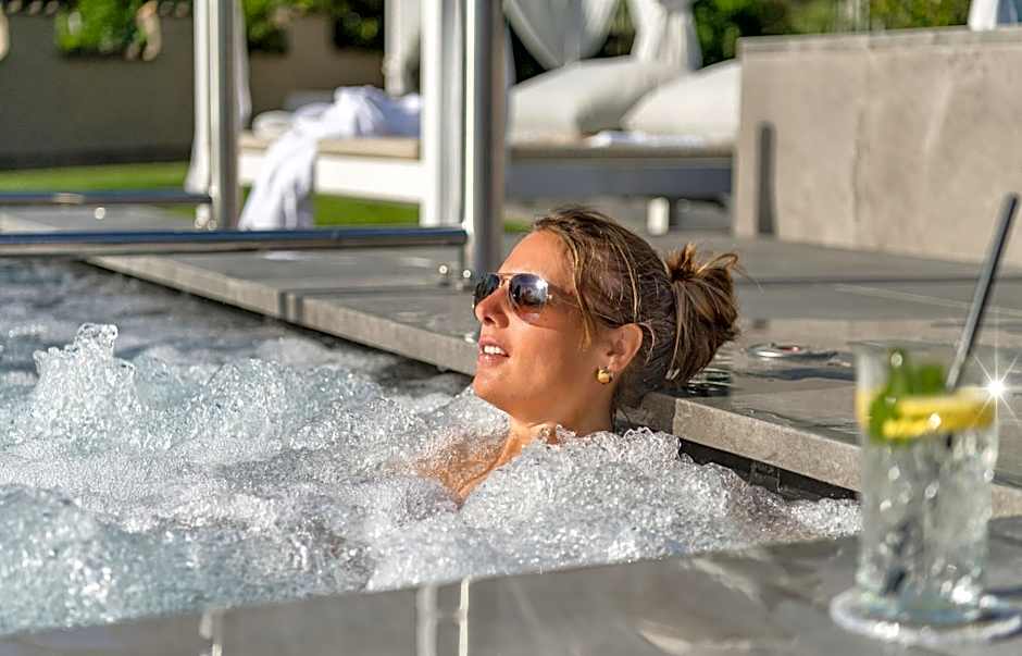 FAYN garden retreat hotel