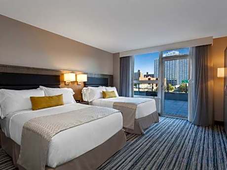 2 Double Beds Premium Room Non-Smoking