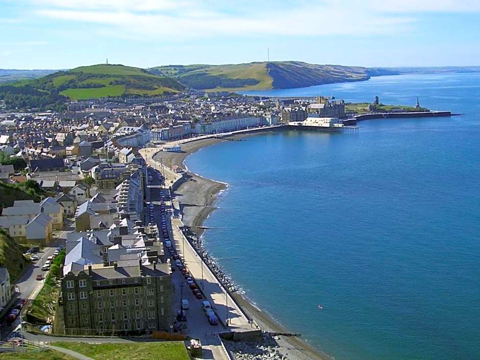 Harry's Hotel & Restaurant