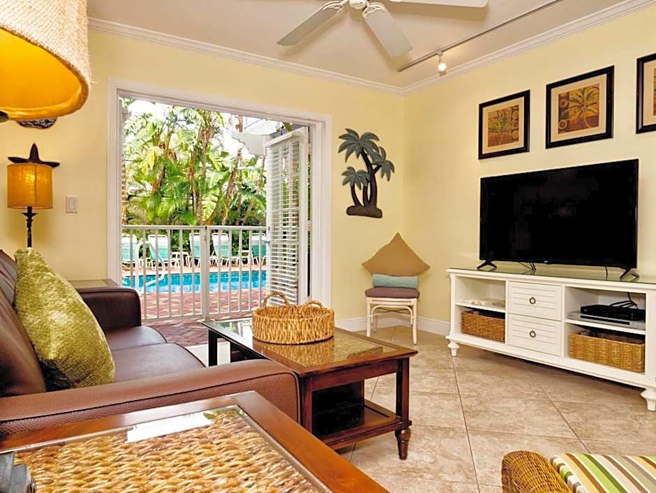 Siesta Palms By the Beach
