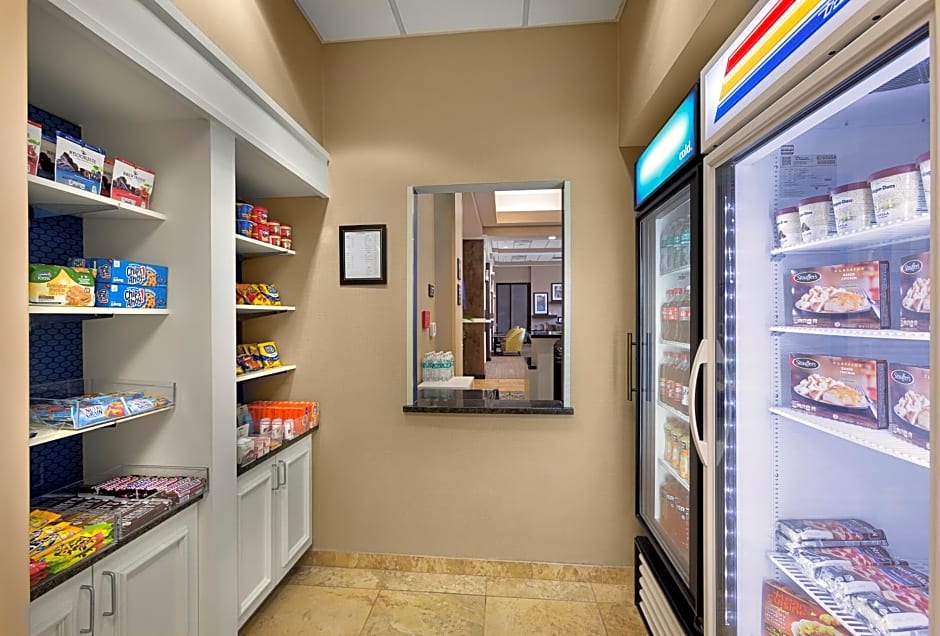 Hampton Inn Belmont at Montcross